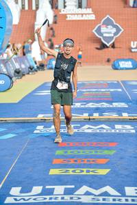 BIB: 7600, 20600
                            <button type="button" onclick="openModal(22764317)" class="btn btn-primary btn-sm float-right btn-popup" data-toggle="modal" data-target=".modal-high-quality">
                        <i class="fas fa-shopping-cart"></i> Add to Cart
                    </button>
                                            <button type="button" onclick="isThisMe(22764317, true)" class="btn btn-success btn-sm float-right btn-popup btn-isme hidden" data-toggle="tooltip" data-placement="bottom" title="นี่คือรูปของคุณใช่ไหม คลิกที่นี่เพื่อเอาเข้าอัลบั้ม">
                        <i class="fas fa-plus"></i> Add to album
                    </button>
                    <button type="button" onclick="isThisMe(22764317, false)" class="btn btn-warning btn-sm float-right btn-popup btn-isnotme hidden">
                        <i class="fas fa-ban"></i> Remove from album
                    </button>